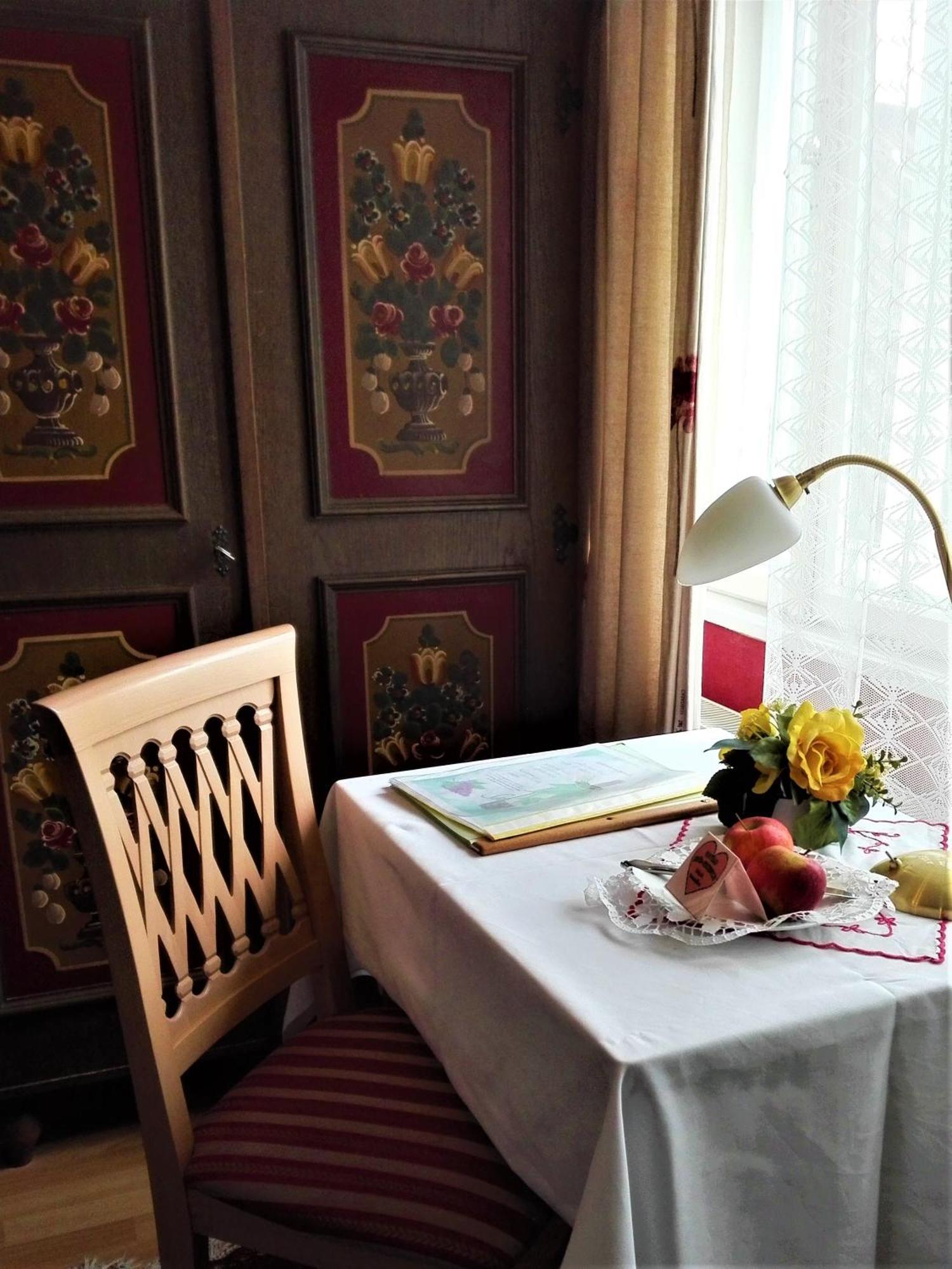 Hotel Schneider-Goessl Wina Ruang foto