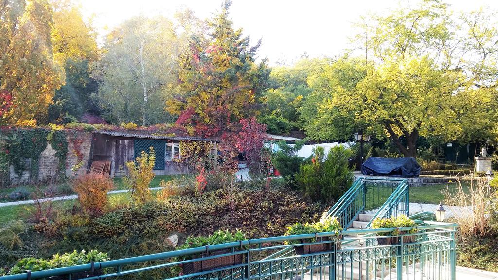 Hotel Schneider-Goessl Wina Bagian luar foto